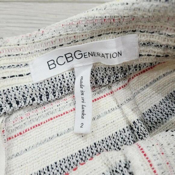 bcbgeneration Shorts Size 2 Striped High Waisted Boho - Picture 3 of 7